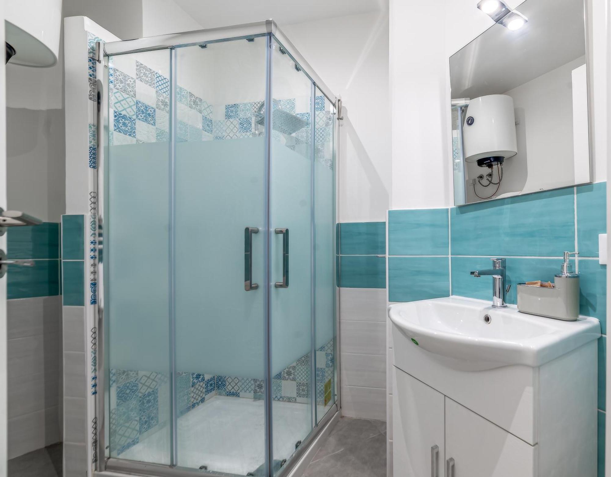 Cozy Enna Rooms - Metro Re Di Roma Exteriör bild