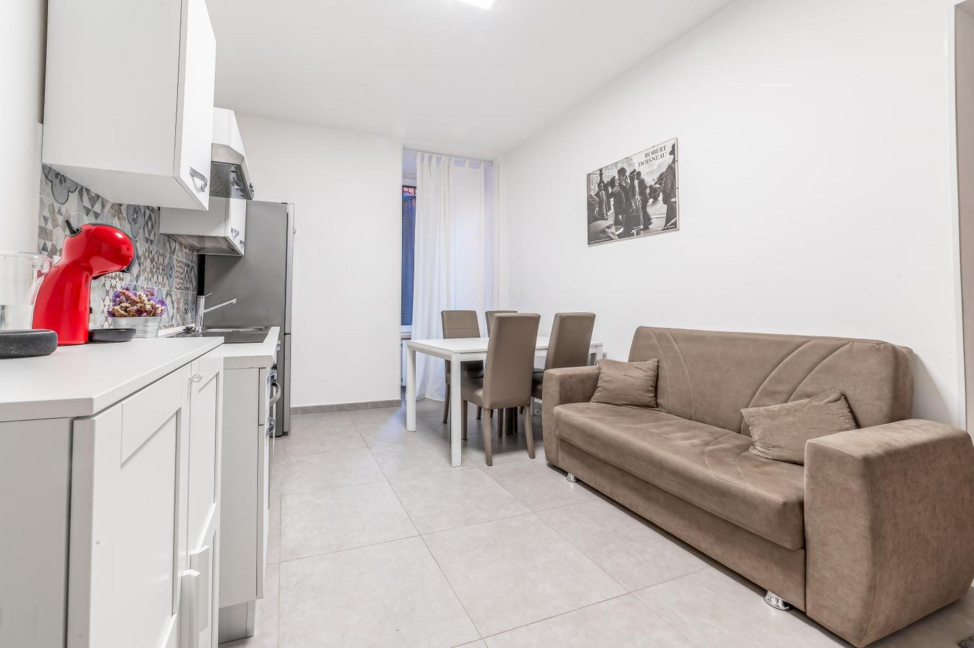 Cozy Enna Rooms - Metro Re Di Roma Exteriör bild