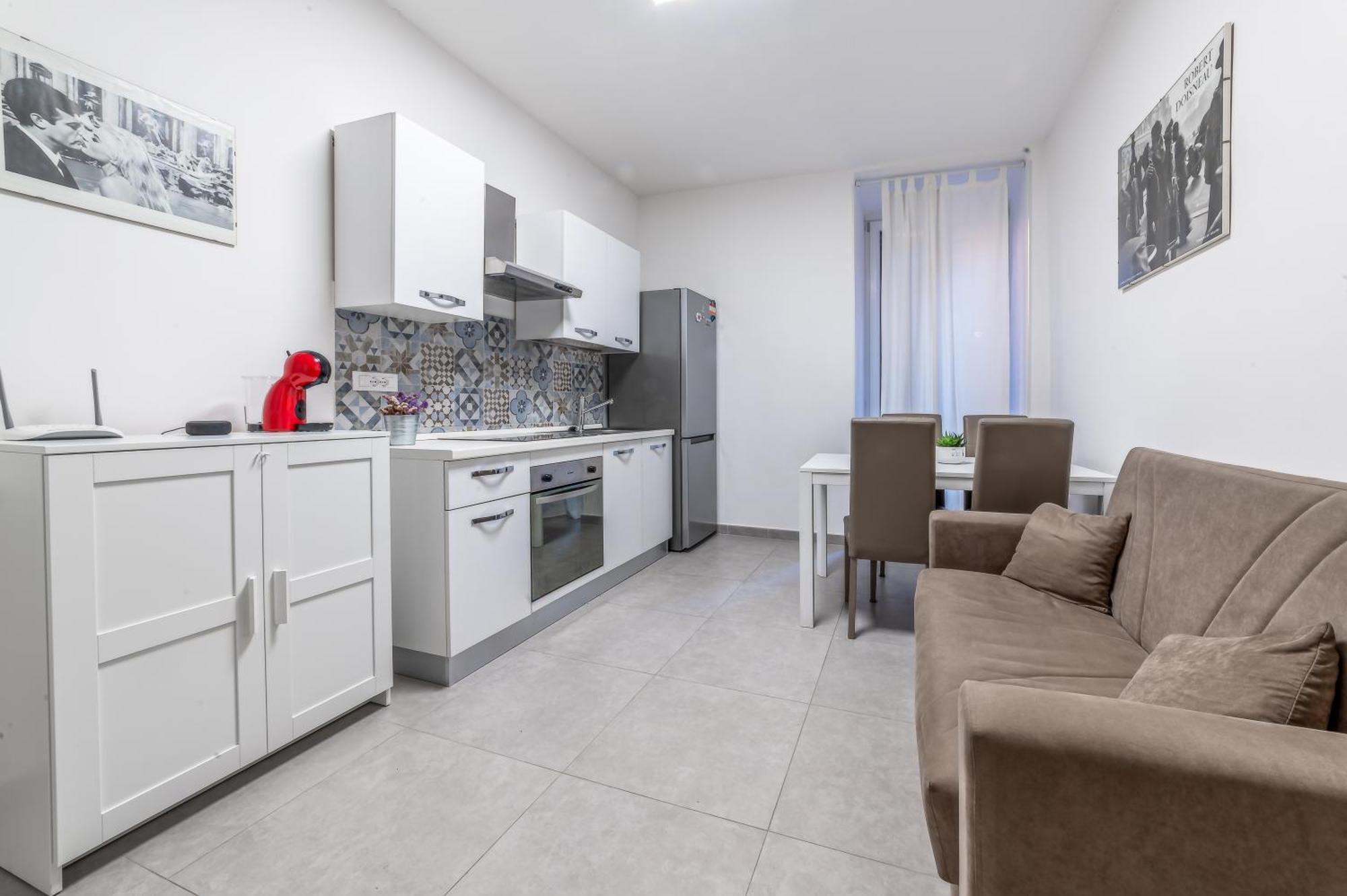 Cozy Enna Rooms - Metro Re Di Roma Exteriör bild